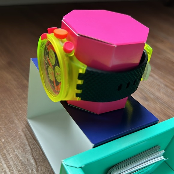 Swatch Neon To The Max ( NOT FOR SALE ) - Picture 6 of 6